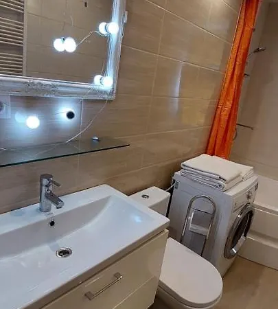 شقة Parkcosylux Two Bedrooms Free Parking ريغا