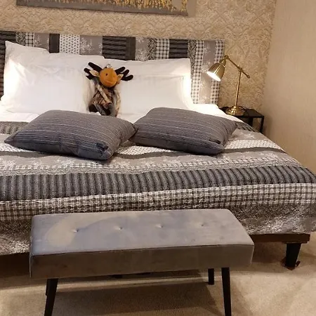 Διαμέρισμα Parkcosylux Two Bedrooms Free Parking